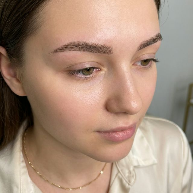 Cuidados Esenciales para tu Microblading